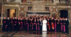 Chiara Lubich (Dios ha querido traer un carisma nuevo a la humanidad)