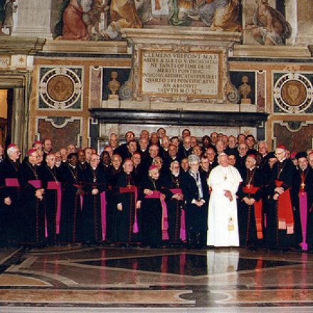 Chiara Lubich (Dios ha querido traer un carisma nuevo a la humanidad)